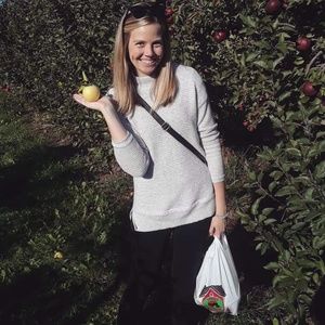 Meet your Posher, Becky